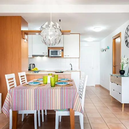 公寓 Sea View Paraiso Ii By Sunkeyrents